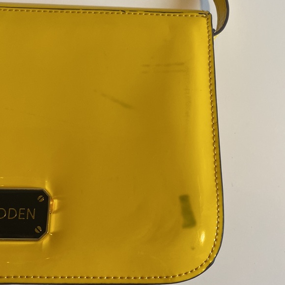 ✨NEW✨ STEVE MADDEN YELLOW CROSSBODY BAG - Picture 7 of 16